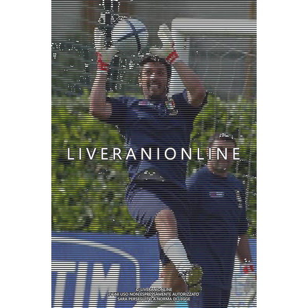 NAZIONALE ITALIANA A COVERCIANO 27/05/2004 NELLA FOTO BUFFON GIANLUIGI AGENZIA ALDO LIVERANI