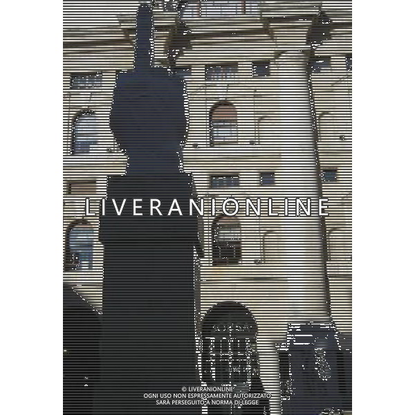 FOTO ARCHIVIO BORSA DI MILANO PALAZZO MEZZANOTTE PH: AG: ALDO LIVERANI