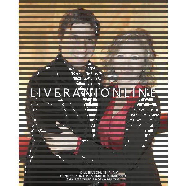 MILANO 09/01/2012 TEATRO MANZONI PRESENTAZIONE DELLO SPETTACOLO TEATRALE \' DUE DI NOI\' REGIA DI LEO MUSCATO CON EMILIO SOLFRIZZI E LUNETTA SAVINO NELLA FOTO EMILIO SOLFRIZZI E LUNETTA SAVINO PH.FIOCHI/AG ALDO LIVERANI SAS