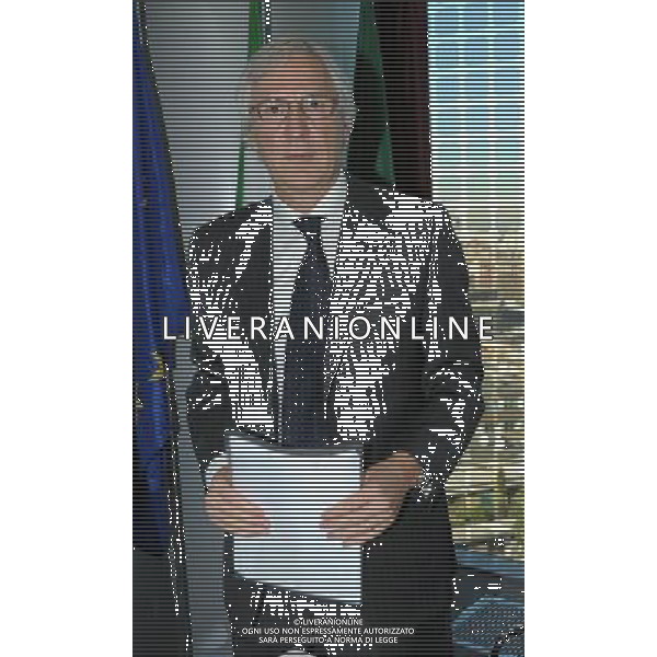 MILANO 9/1/2012 PALAZZO DELLA REGIONE LOMBARDIA CONFERENZA STAMPA DI PRESENTAZIONE DELL\' ACCORDO REGIONE E BANCA EUROPEA PER GLI INVESTIMENTI A SOSTEGNO DELLE PICCOLE E MEDIE IMPRESE NELLA FOTO GIORGIO PAPA PRESIDENTE FINLOMBARDA FOTO ROMANO/AG ALDO LIVERANI