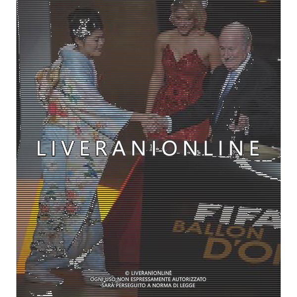 FIFA Ballon dâ€™Or 2011 Zurigo (Svizzera) - 09.01.2012 Nella Foto:homare sawa vince il pallone d\'oro femminile /Ph.Vitez-Ag. Aldo Liverani