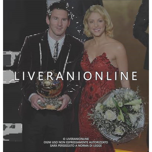 FIFA Ballon dâ€™Or 2011 Zurigo (Svizzera) - 09.01.2012 Nella Foto:lionel messi con il pallone d\'oro e shakira /Ph.Vitez-Ag. Aldo Liverani