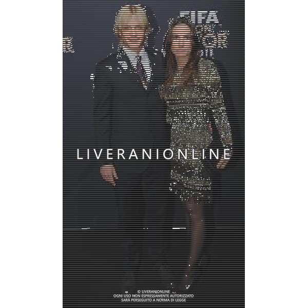 FIFA Ballon dâ€™Or 2011 Zurigo (Svizzera) - 09.01.2012 Nella Foto:Simone Farina con la moglie /Ph.Vitez-Ag. Aldo Liverani