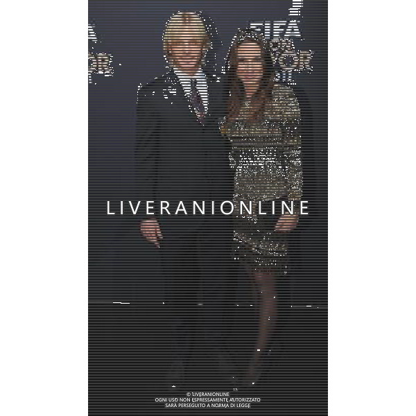 FIFA Ballon dâ€™Or 2011 Zurigo (Svizzera) - 09.01.2012 Nella Foto:Simone Farina con la moglie /Ph.Vitez-Ag. Aldo Liverani