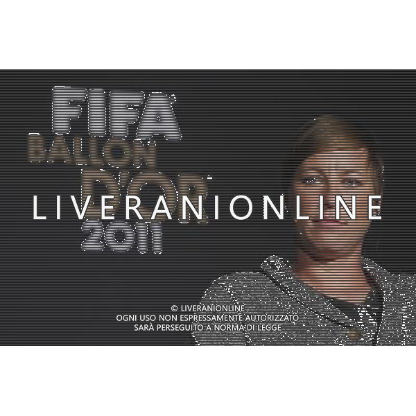 (120109) ZURICH, Jan. 9, 2012 () Abby Wambach of the United States, nominee for FIFA Women\'s World Player of the Year Award, attends a press conference ahead of the FIFA Ballon d\'Or Gala 2012 at the congress hall in Zurich, Switzerland, Jan. 9, 2012. (/Zhou Lei) ©PHOTOSHOT/Agenzia Aldo Liverani Sas - ITALY ONLY: ZURIGO - PREMIAZIONE \' PALLONE D\'ORO 2011\'