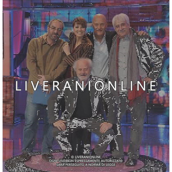 MILANO 10/1/2012 TEATRO AGLI ARCIMBOLDI PRESENTAZIONE DELLA TRASMISSIONE TELEVISIVA: -ZELIG- NELLA FOTO GIANCARLO BOZZO, PAOLA CORTELLESI, CLAUDIO BISIO, GINO E MICHELE FOTO ROMANO/AG ALDO LIVERANI