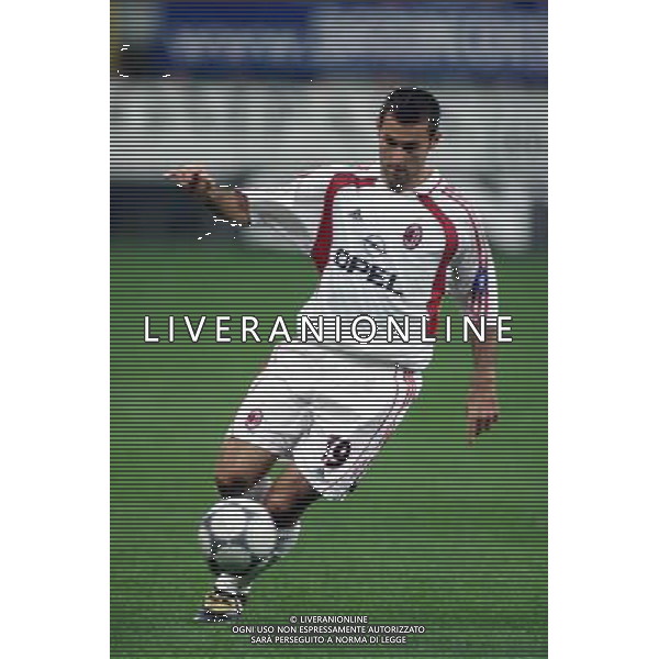 MILANO, 27-09-01 DFP/MARCO LUSSOSO MILAN-BATE BORISOV (COPPA UEFA) NELLA FOTO: JAVI MORENO AG ALDO LIVERANI S A S