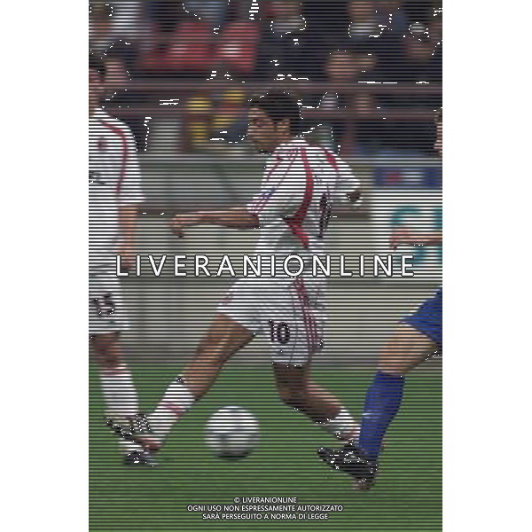MILANO, 27-09-01 DFP/MARCO LUSSOSO MILAN-BATE BORISOV (COPPA UEFA) NELLA FOTO: MANUEL RUI COSTA AG ALDO LIVERANI S A S