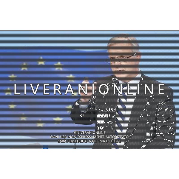 European Economic and Monetary Affairs Commissioner Olli Rehn addresses a news conference at the European Commission headquarters in Brussels, Belgium on 2012-01-11 Belgium and Poland have taken effective measures to reduce their budget deficits for 2012, the European Commission said on Wednesday, following its earlier warning that the two countries were not on track to meet their targets. AG ALDO LIVERANI S A S ONLY ITALY