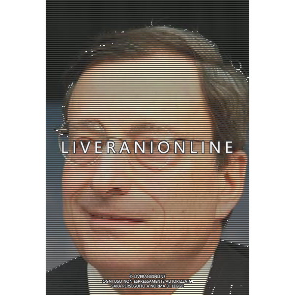 (120112) -- FRANKFURT, Jan. 12, 2012 () -- Mario Draghi, President of the European Central Bank (ECB), addresses the media during the press conference following a meeting of the ECB Governing Council in Frankfurt, Germany, on Jan. 12, 2012. The governing council of the ECB on Thursday decided to keep the benchmark interest rate steady at 1 percent after two consecutive reductions.(/Shen Zhengning)(wn) ©PHOTOSHOT/Agenzia Aldo Liverani Sas - ITALY ONLY - Mario Draghi, presidente della Banca centrale europea (BCE), durante la conferenza stampa dopo una riunione del Consiglio direttivo della BCE a Francoforte, Germania, il gen . 12, 2012.