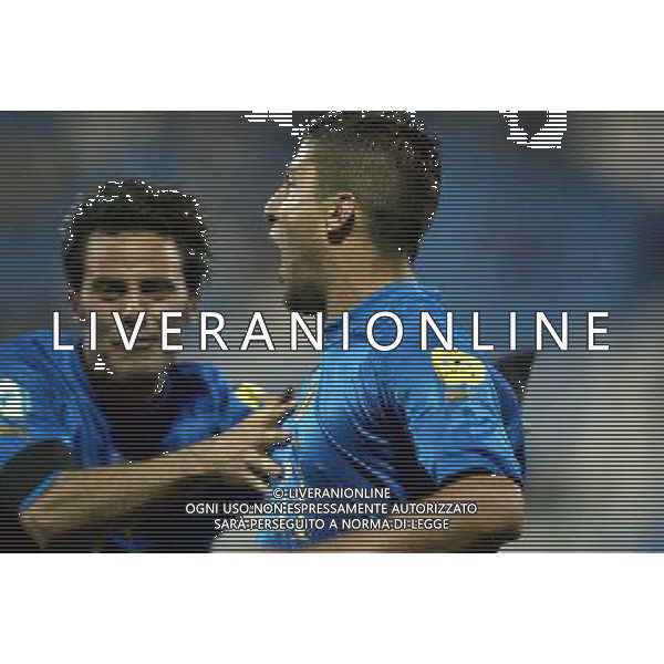 BOCHUM (GERMANIA) 29/05/2004 ITALIA-SERBIA EUROPEI UNDER 21 NELLA FOTO ESULTANZA DI GIUSEPPE SCULLI DOPO IL SECONDO GOL FOTO FILIUPPO VENEZIA/AGENZIA ALDO LIVERANI