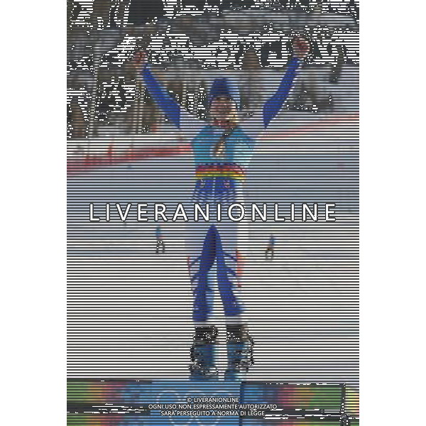 (120118) -- INNSBRUCK, Jan. 18, 2012 () -- Clara Direz of France celebrates on the awarding podium after winning the women\'s alpine skiing giant slalom race at the first Winter Youth Olympic Games in Innsbruck, Austria, Jan. 18, 2012. Clara Direz claimed the title of the event with a time of 1:56.13. (/Xu Liang) (zc) ©photoshot/Agenzia Aldo Liverani Sas - ITALY ONLY - Giochi Olimpici della Gioventu\' a Innsbruck, Austria, 18 Gennaio 2012.