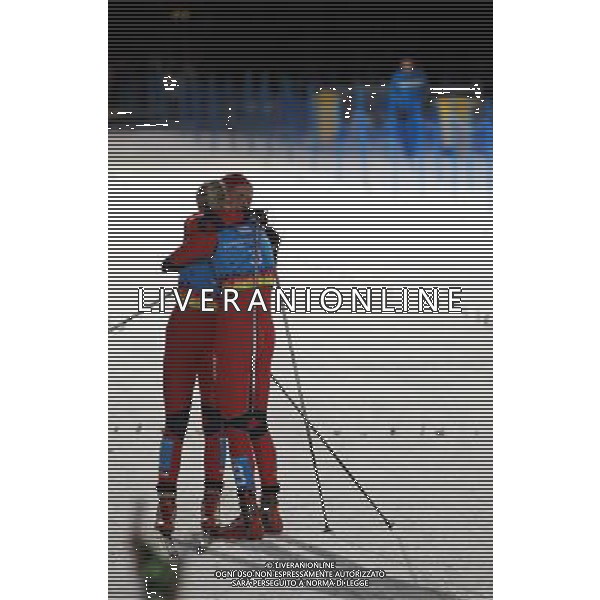 (120120) -- INNSBRUCK, Jan. 20, 2012 () -- Gold medalist Silje Theodorsen (L) of Norway hugs her teammate bronze medalist Linn Eriksen after the Cross country Skiing ladies\' sprint free event at the Innsbruck 2012 Youth Olympic Games in Innsbruck, Austria, Jan 19, 2012. Silje Theodorsen won the gold medal with 1 minutes 57.4 seconds. (/Bai Xuefei)(dlq) ITALY ONLY - Austria: Giochi Olimpici della Gioventu\' a Innsbruck