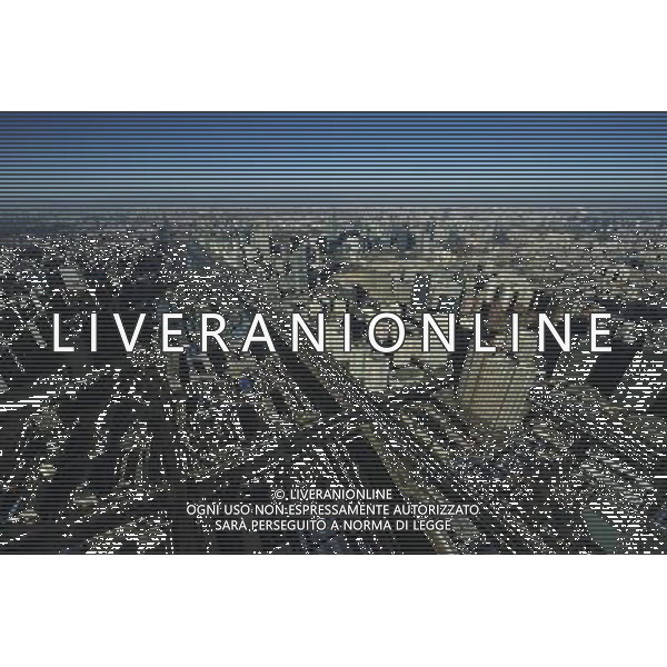 (120122) -- BEIJING, Jan. 22, 2012 () -- Aerial photo taken on Jan. 22, 2012, a day before the Chinese Lunar New Year, shows Guomao, an area within the central business district of Beijing, capital of China. (/Yang Guang) (lmm) ©photoshot/Agenzia Aldo Liverani Sas - ITALY ONLY - Veduta panoramica aerea delle zone circostanti la citta\' di Pechino, capitale della Cina. 22 gennaio 2012