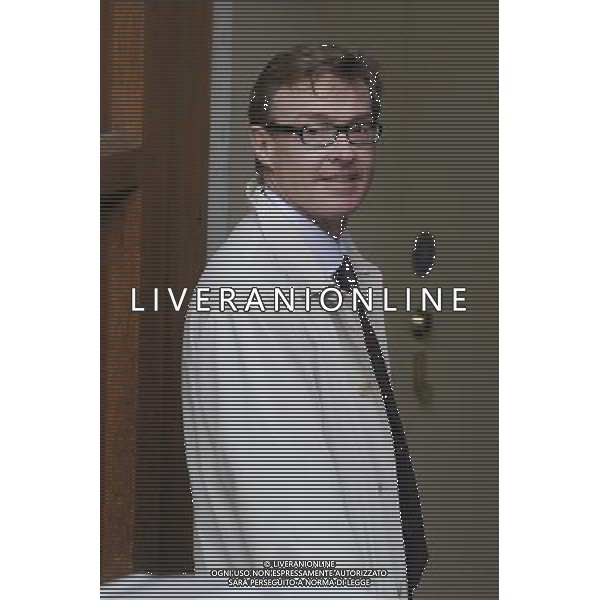 Jim Gray, Editor, Channel 4 News arrives at inquiry led by Lord Justice Leveson, which is investigating the culture, practices and ethics of the press and media on Monday 23rd January 2012. ©photoshot/Agenzia Aldo Liverani Sas - ITALY ONLY - Jim Gray, Editore, Channel 4 News
