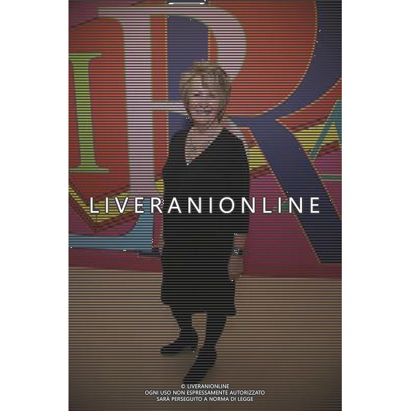 Lesley Pearse at the Basingstoke Discovery Centre to promote her book \'The Promise\' Basingstoke England © GEOFF SWAINE - photoshot - ag. aldo liverani sas italy only