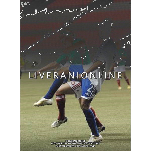 (120123) VANCOUVER, Jan. 23, 2012 () Anisa Guajardo (L) of Mexico vies with Carmen Polanco of Dominican Republic during their match at the Day 4 of 2012 CONCACAF Women\'s Olympic Qualifying Soccer Tournament at BC Place in Vancouver, Canada, Jan. 22, 2012. Mexico defeated Dominican Republic 7 0 in a dominant performance. (/Sergei Bachlakov) ©photoshot/Agenzia Aldo Liverani Sas - ITALY ONLY - MESSICO - REPUBBLICA DOMINICANA Partita di qualificazione del torneo olimpico di calcio femminile 2012 CONCACAF a Vancouver, Canada 22 gennaio 2012.