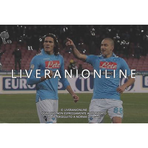 NAPOLI - INTER COPPA ITALIA TIM CUP 25/01/2012 NELLA FOTO: ESULTANZA DOPO IL GOL SU RIGORE DI EDINSON CAVANI ©MOSCA/AGENZIA ALDO LIVERANI SAS
