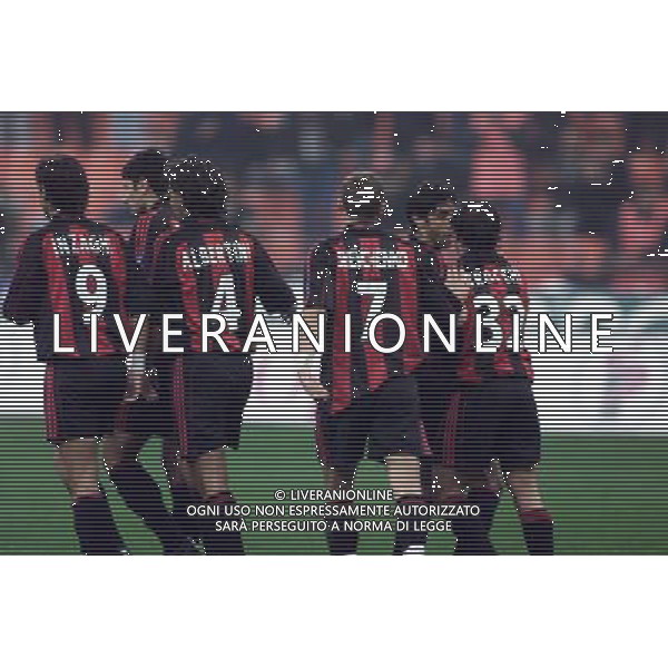 MILANO, 18-10-2001 DFP/MARCO LUSSOSO MILAN-CSKA SOFIA (COPPA UEFA): ESULTANZA MILAN AG ALDO LIVERANI S A S
