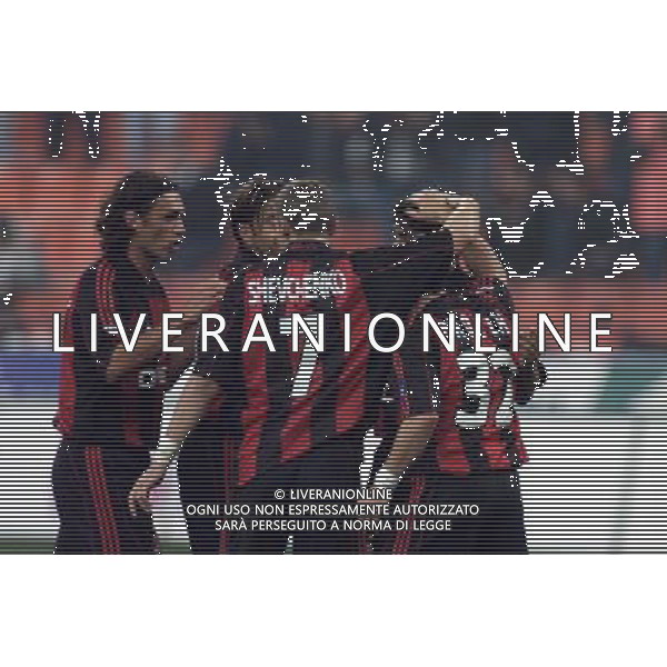 MILANO, 18-10-2001 DFP/MARCO LUSSOSO MILAN-CSKA SOFIA (COPPA UEFA): ESULTANZA MILAN AG ALDO LIVERANI S A S