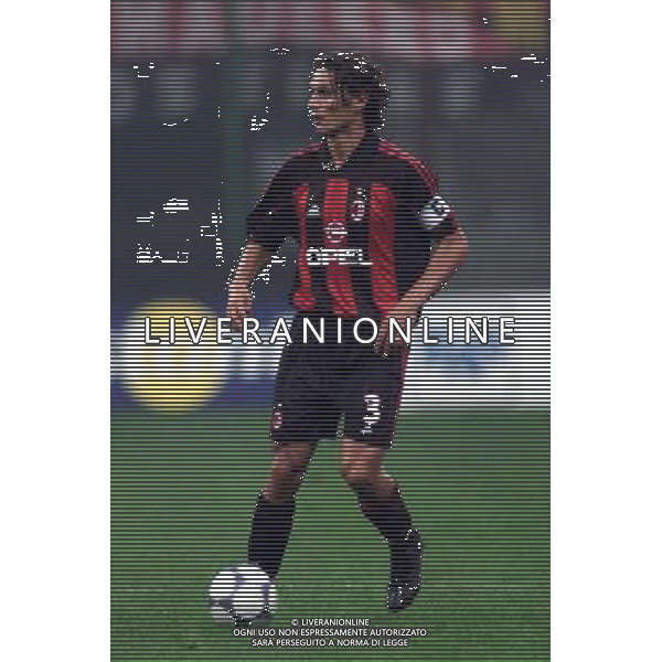 MILANO, 18-10-2001 DFP/MARCO LUSSOSO MILAN-CSKA SOFIA (COPPA UEFA): PAOLO MALDINI AG ALDO LIVERANI S A S