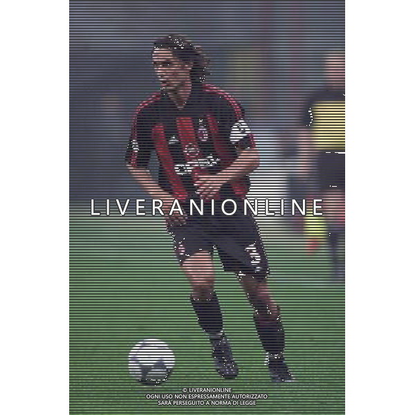 MILANO, 18-10-2001 DFP/MARCO LUSSOSO MILAN-CSKA SOFIA (COPPA UEFA): PAOLO MALDINI AG ALDO LIVERANI S A S