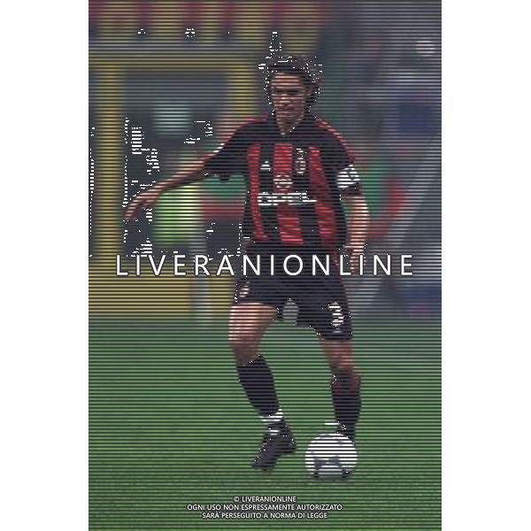 MILANO, 18-10-2001 DFP/MARCO LUSSOSO MILAN-CSKA SOFIA (COPPA UEFA): PAOLO MALDINI AG ALDO LIVERANI S A S