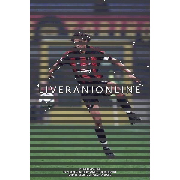 MILANO, 18-10-2001 DFP/MARCO LUSSOSO MILAN-CSKA SOFIA (COPPA UEFA): PAOLO MALDINI AG ALDO LIVERANI S A S