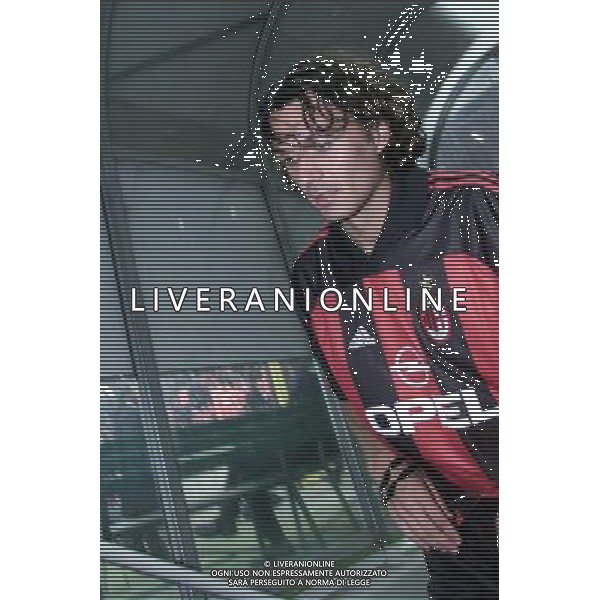 MILANO, 18-10-2001 DFP/MARCO LUSSOSO MILAN-CSKA SOFIA (COPPA UEFA): PAOLO MALDINI AG ALDO LIVERANI S A S