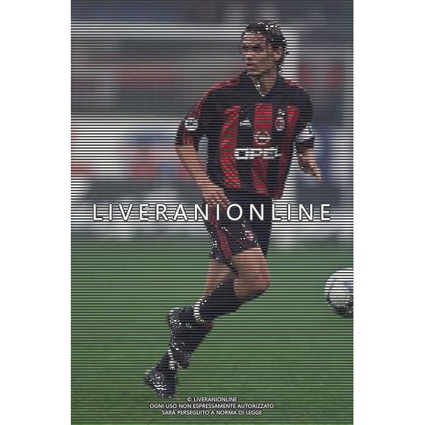 MILANO, 18-10-2001 DFP/MARCO LUSSOSO MILAN-CSKA SOFIA (COPPA UEFA): PAOLO MALDINI AG ALDO LIVERANI S A S