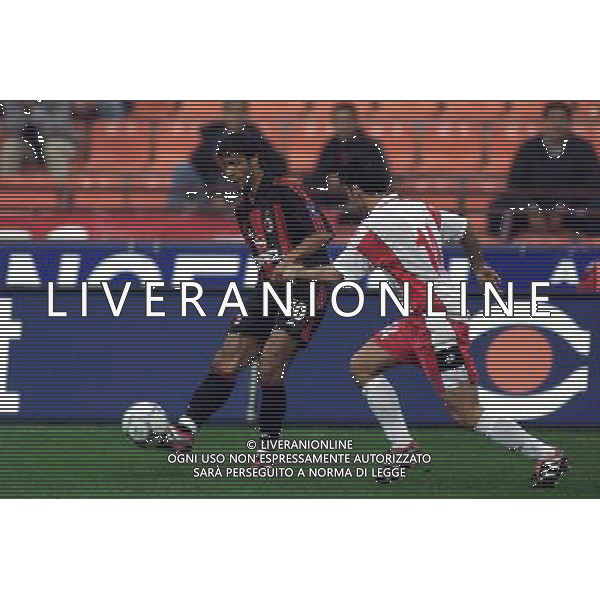 MILANO, 18-10-2001 DFP/MARCO LUSSOSO MILAN-CSKA SOFIA (COPPA UEFA): MANUEL RUI COSTA AG ALDO LIVERANI S A S