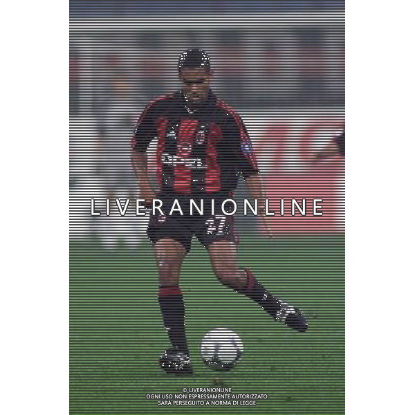 MILANO, 18-10-2001 DFP/MARCO LUSSOSO MILAN-CSKA SOFIA (COPPA UEFA): SERGINHO AG ALDO LIVERANI S A S