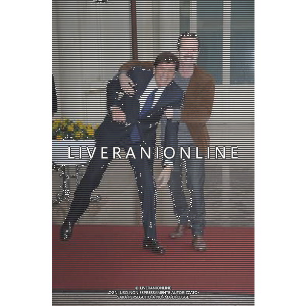 Conferenza stampa di presentazione della 62ma edizione del Festival della Canzone Italiana di Sanremo 31-01-2012 nella foto Gianni Morandi con Rocco Papaleo ©Gazzaniga/Agenzia Aldo Liverani Sas