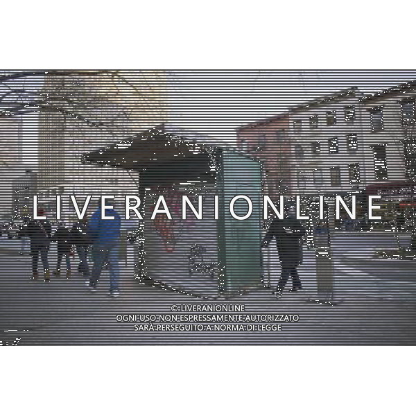 A graffiti covered closed newsstand in the Chelsea neighborhood of New York is seen on Saturday, January 28, 2012. © RICHARD B. LEVINE - photoshot - ag. aldo liverani sas italy only VEDUTE DI NEW YORK SARACINESCA ROTTA