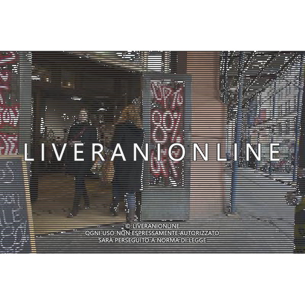 A women\'s clothing store on Broadway in Greenwich Village in New York advertises its 80 percent off sale on Saturday, January 28, 2012. Because of an unseasonably warm winter many stores are stuck with unsold winter merchandise which they want to get rid of. © RICHARD B. LEVINE - photoshot - ag. aldo liverani sas italy only VEDUTE DI NEW YORK SALDI