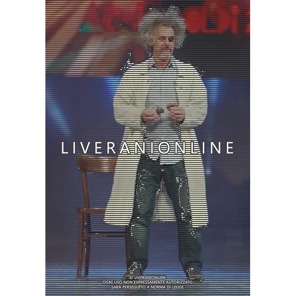 31/1/2012 TRASMISSIONE TV MEDIASET ZELIG - Teatro Arcimboldi nella foto PAOLO MIGONE ph.Fiochi/AG ALDO LIVERANI SAS