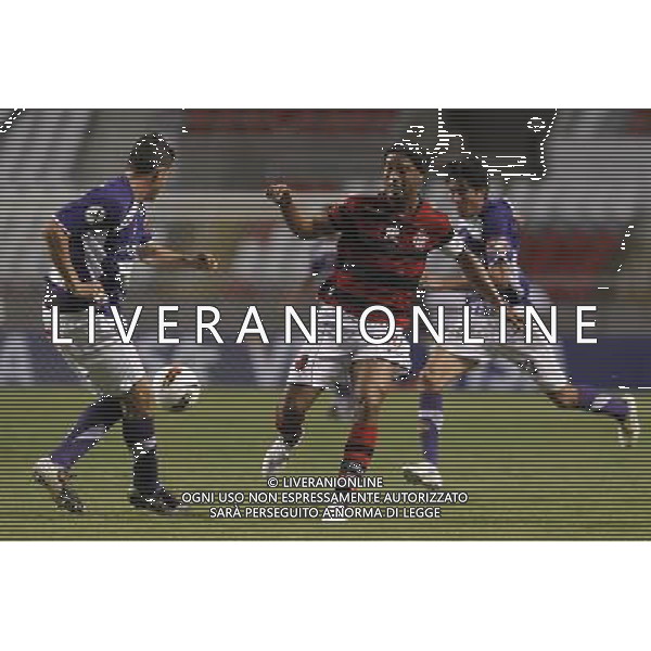  20120201: RIO DE JANEIRO, BRAZIL - Player Alarcon and Ronaldinho during Flamengo vs Real Potosi match for Copa Libertadores PHOTO: CITYFILES - Newspix.pl - ag. aldo liverani sas italy only