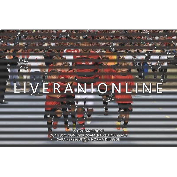  20120201: RIO DE JANEIRO, BRAZIL - Player Leo Moura before Flamengo vs Real Potosi match for Copa Libertadores PHOTO: CITYFILES - Newspix.pl - ag. aldo liverani sas italy only