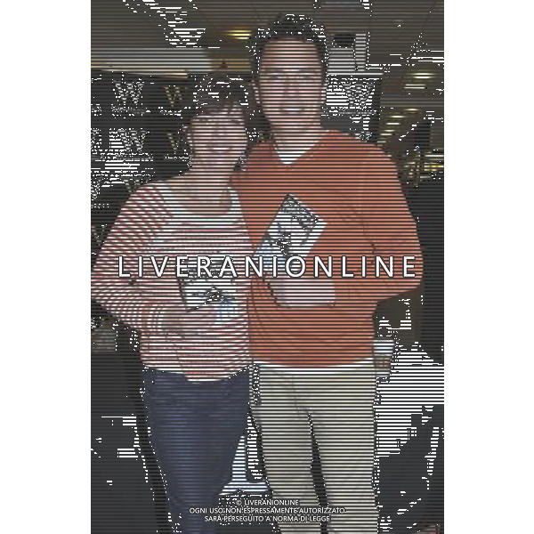John Barrowman and his sister Carole E Barrowman at a signing of their first children\'s book \'Hollow Earth\' at Waterstones, Bluewater Shopping Centre, Greenhithe, Kent on Saturday. 4 February 2012. © Sue Andrews - PHOTOSHOT - AG. ALDO LIVERANI SAS ITALY ONLY