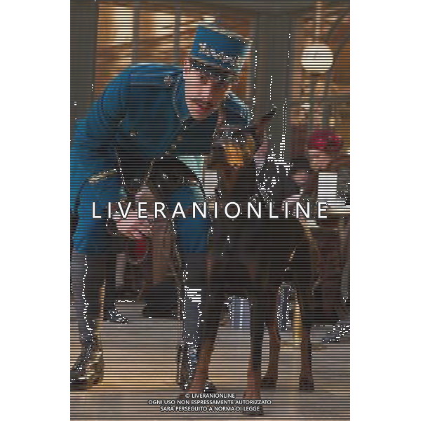 Still of Sacha Baron Cohen and Asa Butterfield in Hugo. AG ALDO LIVERANI S A S ONLY ITALY