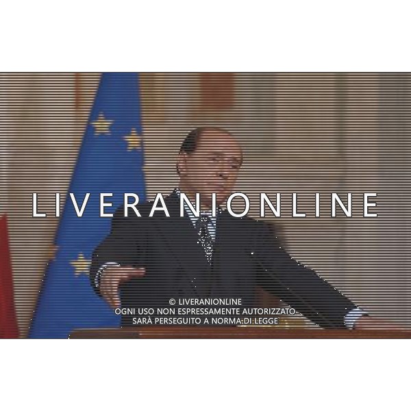 ROMA 05/06/2004 CONFERENZA STAMPA CONCLUSIVA A VILLA MADAMA DI GEORGE W. BUSH CON SILVIO BERLUSCONI nella foto IL PRESIDENTE DEL CONSIGLIO SILVIO BERLUSCONI AGENZIA ALDO LIVERANI