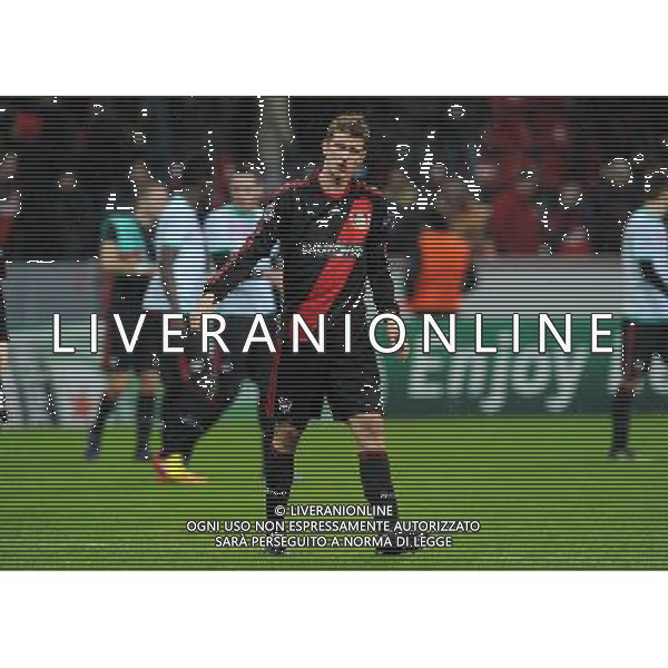 firo Fu§ball,Fussball, 14.02.2012 UEFA Champions League, Saison 2011/2012 Bayer 04 Leverkusen - FC Barcelona 1:3 EnttŠuschung, Enttaeuschung, nach dem Spiel bei Lars Bender, Leverkusen $worldrightsEs gelten unsere AGB, einsehbar auf www.firosportphoto.de copyright by firo sportphoto: Coesfelder Stra§e 207Ê 48249 D † L M E N (Duelmen) www.firosportphoto.de mail@firosportphoto.de (V o l k s b a n k B o c h u m - W i t t e n ) BLZ.: 430 601 29 Kt. Nr.: 341 117 100 Tel:Ê 02594-9916004 Fax:Ê 02594-9916005 Champions League, Bayer Leverkusen Barcellona 1-3 ©AG ALDO LIVERANI SAS - ITALY ONLY *** Local Caption *** .