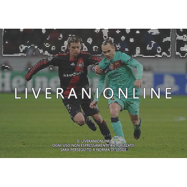 firo Fu§ball,Fussball, 14.02.2012 UEFA Champions League, Saison 2011/2012 Bayer 04 Leverkusen - FC Barcelona 1:3 Zweikampf, Andres Iniesta, Barcelona, Lars Bender, Leverkusen $worldrightsEs gelten unsere AGB, einsehbar auf www.firosportphoto.de copyright by firo sportphoto: Coesfelder Stra§e 207Ê 48249 D † L M E N (Duelmen) www.firosportphoto.de mail@firosportphoto.de (V o l k s b a n k B o c h u m - W i t t e n ) BLZ.: 430 601 29 Kt. Nr.: 341 117 100 Tel:Ê 02594-9916004 Fax:Ê 02594-9916005 Champions League, Bayer Leverkusen Barcellona 1-3 ©AG ALDO LIVERANI SAS - ITALY ONLY *** Local Caption *** .