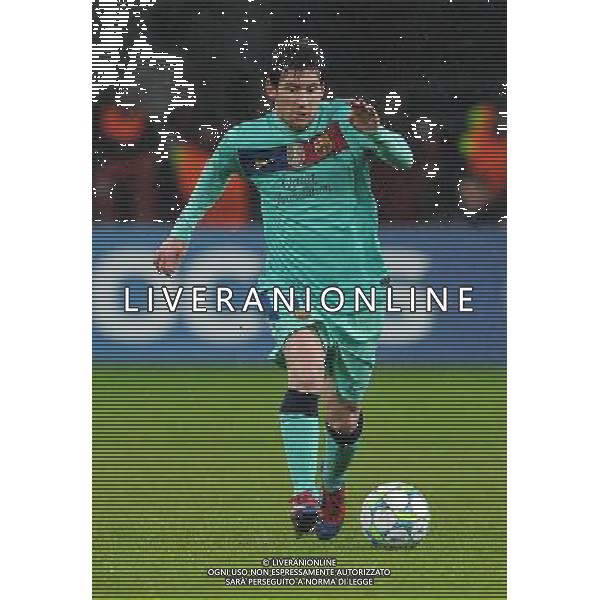 firo Fu§ball,Fussball, 14.02.2012 UEFA Champions League, Saison 2011/2012 Bayer 04 Leverkusen - FC Barcelona 1:3 Einzelaktion, Lionel Messi, Barcelona, ganze Figur $worldrightsEs gelten unsere AGB, einsehbar auf www.firosportphoto.de copyright by firo sportphoto: Coesfelder Stra§e 207Ê 48249 D † L M E N (Duelmen) www.firosportphoto.de mail@firosportphoto.de (V o l k s b a n k B o c h u m - W i t t e n ) BLZ.: 430 601 29 Kt. Nr.: 341 117 100 Tel:Ê 02594-9916004 Fax:Ê 02594-9916005 Champions League, Bayer Leverkusen Barcellona 1-3 ©AG ALDO LIVERANI SAS - ITALY ONLY *** Local Caption *** .