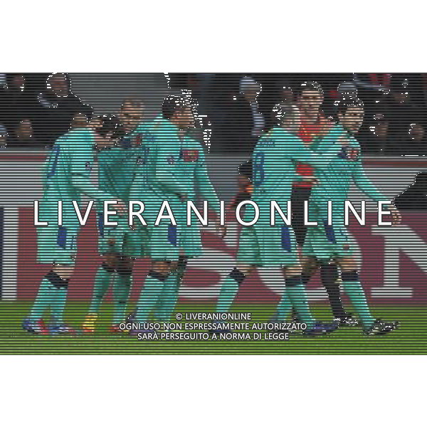 firo Fu§ball,Fussball, 14.02.2012 UEFA Champions League, Saison 2011/2012 Bayer 04 Leverkusen - FC Barcelona 1:3 Torjubel, Jubel, Alexis Sanchez, Barcelona, Tor zum 0:1, Jubel mit Daniel Alves, Barcelona, Lionel Messi, Barcelona, Adriano, Barcelona, Andres Iniesta, Barcelona und Cesc Fabregas, Barcelona $worldrightsEs gelten unsere AGB, einsehbar auf www.firosportphoto.de copyright by firo sportphoto: Coesfelder Stra§e 207Ê 48249 D † L M E N (Duelmen) www.firosportphoto.de mail@firosportphoto.de (V o l k s b a n k B o c h u m - W i t t e n ) BLZ.: 430 601 29 Kt. Nr.: 341 117 100 Tel:Ê 02594-9916004 Fax:Ê 02594-9916005 Champions League, Bayer Leverkusen Barcellona 1-3 ©AG ALDO LIVERANI SAS - ITALY ONLY *** Local Caption *** .