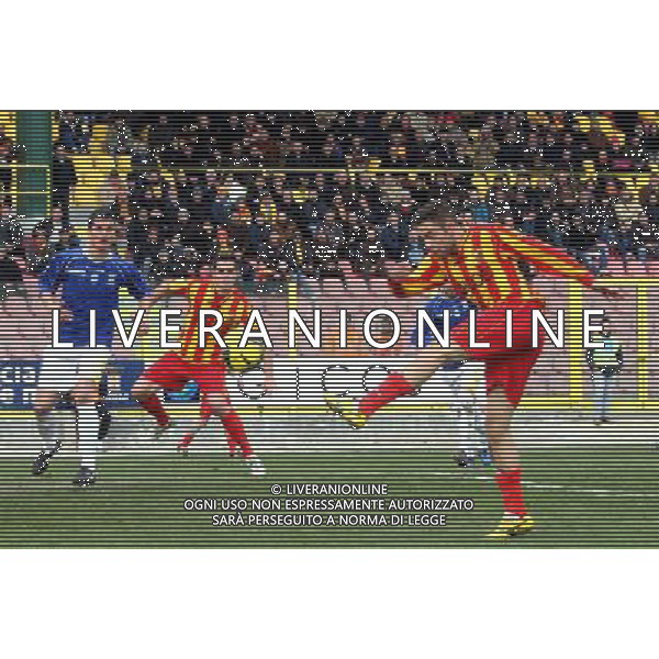 US CATANZARO CALCIO 2011/2012 NELLA FOTO CRISTIAN ESPOSITO FOTO CATANZARO-AG ALDO LIVERANI S A S