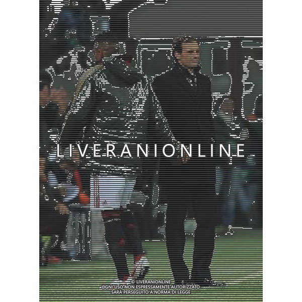 UEFA Champions League 2011/2012 Ottavi di Finale Andata Milano - 15.02.2012 Milan-Arsenal Nella Foto:boateng prince con massimiliano allegri dopo la sostituzione /Ph.Vitez-Ag. Aldo Liverani