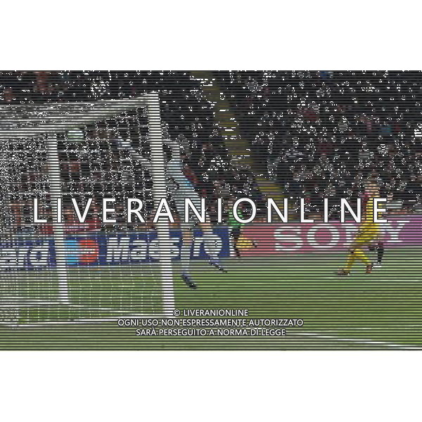 UEFA Champions League - Ottavi di finale gara di andata Milano 15-02-2012 Milan - Arsenal nella foto: il gol di prince Boateng del 1 a 0 foto Roberto Garavaglia - ag. Aldo Liverani sas