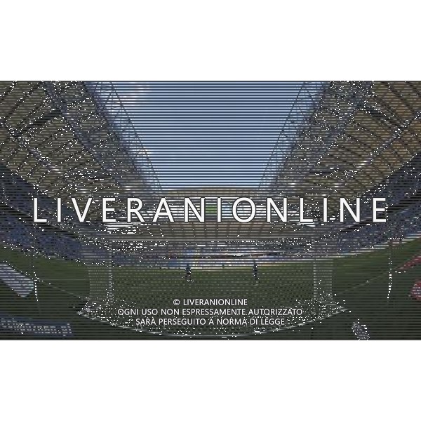 16.04.2011 Poznan Pilka nozna Ekstraklasa XXII kolejka Lech Poznan - Legia Warszawa n/z stadion przy ul bulgarska fot Maciej Nowaczyk / Newspix.pl EDIZIONE EUROPEI 2012 UCRAINA POLONIA CALCIO STADI AG ALDO LIVERANI SAS - ITALY ONLY - *** Local Caption *** _