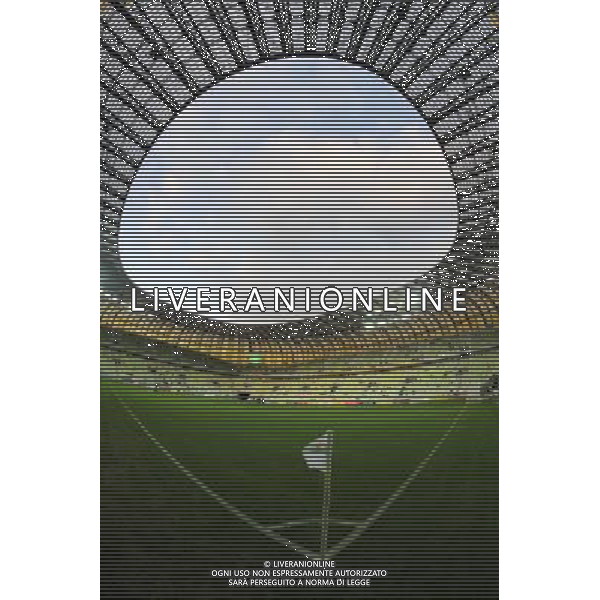 GDANSK 22.10.2011 LECHIA GDANSK - LECH POZNAN T-MOBILE EKSTRAKLASA STADION PGE ARENA MISTRZOSTWA EUROPY 2012 PILKA NOZNA N/Z: STADION LECHII GDANSK PGE ARENA WIDOK MACIEJ OPALA / NEWSPIX.PL --- Newspix.pl EDIZIONE EUROPEI 2012 UCRAINA POLONIA CALCIO STADI AG ALDO LIVERANI SAS - ITALY ONLY - *** Local Caption *** _